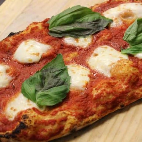 Roman Classic Margherita.